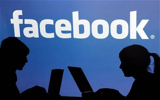 Facebook ti mette in PAUSA per 30 giorni Italy SWAG agenzia web, grafica e social a Bari